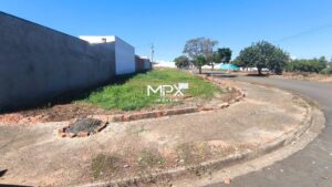 Terreno à venda no bairro São Luiz em Piracicaba