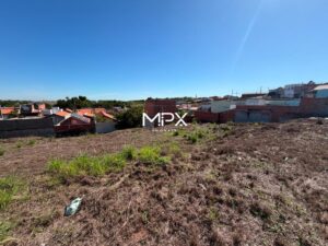 Terreno à venda no bairro Parque Residencial Monte Rey em Piracicaba — 150 m² — Cód. MPX-TE3225