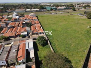 Terreno à venda no bairro Pompéia em Piracicaba — 350 m²