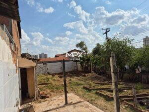 Terreno à venda e para alugar no bairro Piracicamirim em Piracicaba