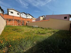 Terreno à venda em Piracicaba, Castelinho, com 300 m²
