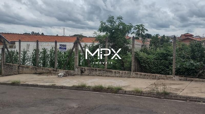 Terreno à venda no Residencial Paineiras em Piracicaba.