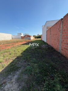 Terreno à venda no bairro Água Branca em Piracicaba
