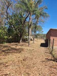 Terreno à venda no bairro Floresta Escura em São Pedro.