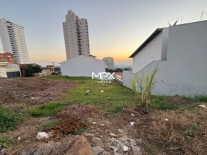 Terreno à venda em Piracicaba, Castelinho, com 180.01 m²