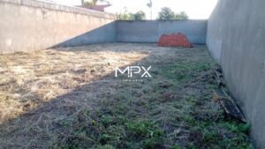 Terreno à venda no bairro Residencial Doutor Raul Coury em Rio das Pedras