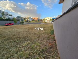Terreno à venda no Residencial Villa D áquila em Piracicaba — 440 m²