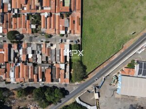 Terreno à venda no bairro Pompéia em Piracicaba — 350 m²
