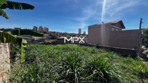 Terreno à venda no bairro Higienópolis em Piracicaba