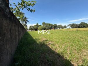 Terreno à venda no bairro Santa Rita em Piracicaba — 648 m²