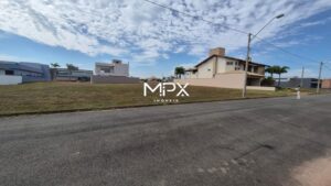 Terreno à venda no Condomínio Terras de Ártemis em Piracicaba — 525 m²