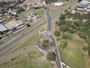 Terreno à venda no bairro Pompéia em Piracicaba — 350 m²