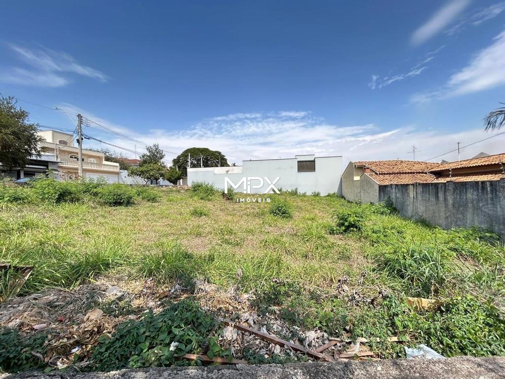 Terreno à venda no bairro Castelinho em Piracicaba