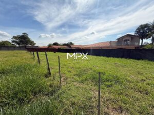Terreno à venda no bairro Santa Rita em Piracicaba — 648 m²