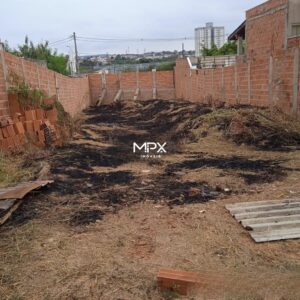 Terreno à venda no bairro Água Branca em Piracicaba