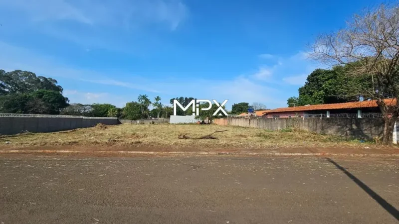 Terreno à venda no bairro Santa Rita em Piracicaba — 2.600 m²