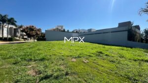 Terreno à venda no Residencial Reserva do Engenho em Piracicaba — 688 m²