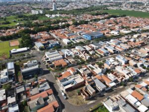 Terreno à venda no bairro Água Branca em Piracicaba — 238 m²