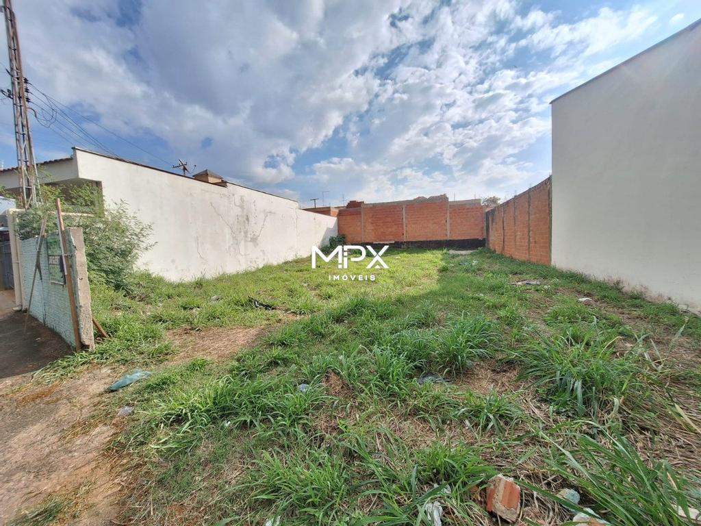 Terreno à venda no bairro Nossa Senhora Aparecida II em Saltinho