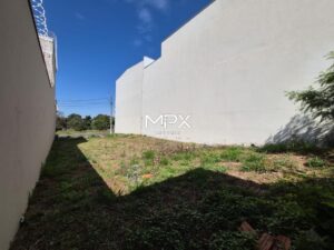 Terreno à venda no bairro Água Branca em Piracicaba.