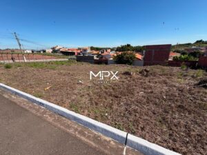 Terreno à venda no bairro Parque Residencial Monte Rey em Piracicaba — 150 m² — Cód. MPX-TE3226