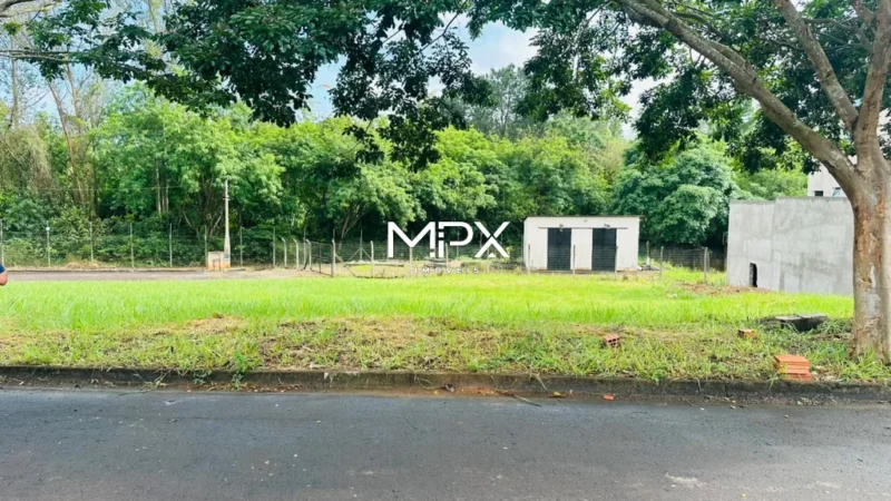 Terreno à venda no Condomínio Portal do Horto em Piracicaba — 443 m²