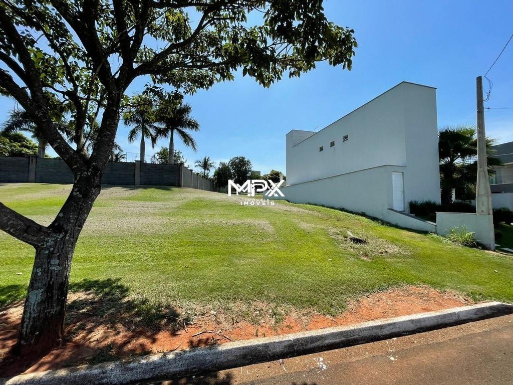 Terreno à venda no Residencial São Luiz em Piracicaba