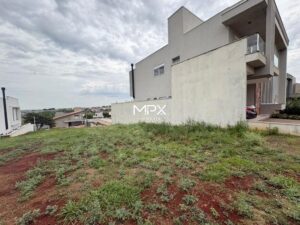 Terreno à venda em Piracicaba, Santa Rosa, com 308 m², Condomínio Villa Bela Vista