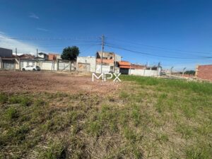 Terreno à venda no bairro Parque Residencial Monte Rey em Piracicaba