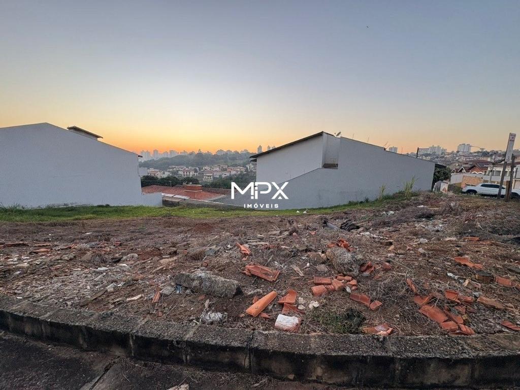 Terreno à venda em Piracicaba, Castelinho, com 180.01 m² — Cód. MPX-TE2807