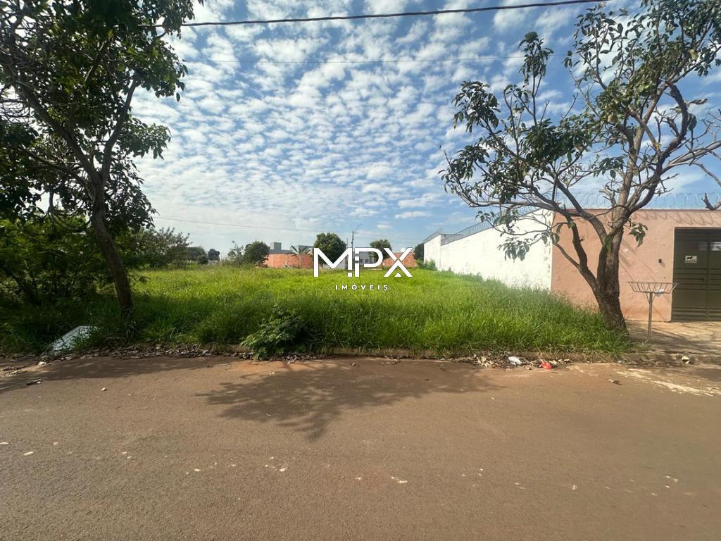 Terreno à venda no bairro Santa Rita em Piracicaba.