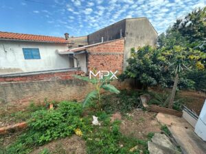 Terreno à venda no bairro Jaraguá em Piracicaba.