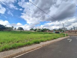 Terreno à venda no bairro Dois Córregos em Piracicaba