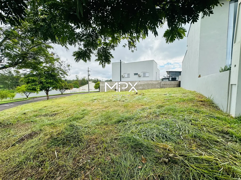 Terreno à venda no Condomínio Portal do Horto em Piracicaba — 380 m²
