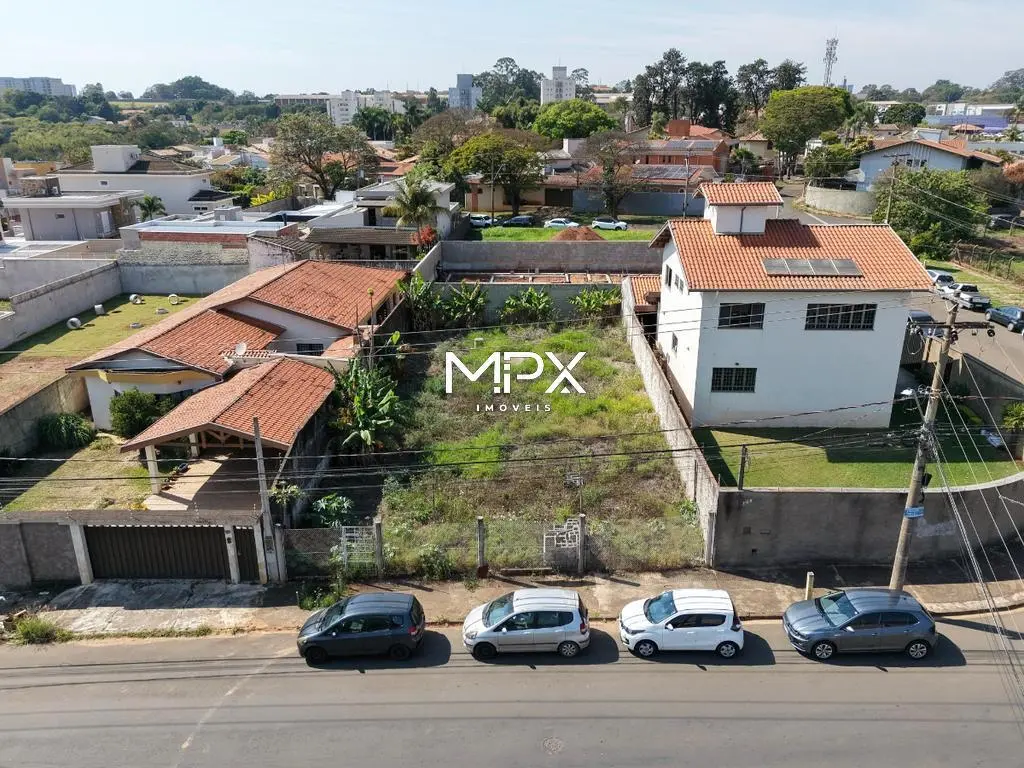 Terreno à venda no bairro Parque Santa Cecília em Piracicaba