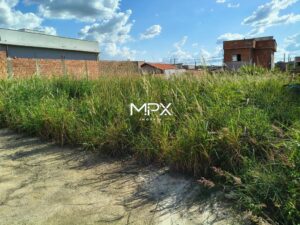 Terreno à venda no bairro Novo Horizonte em Piracicaba