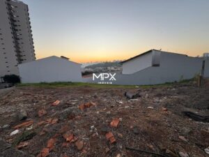 Terreno à venda em Piracicaba, Castelinho, com 180.01 m² — Cód. MPX-TE2807