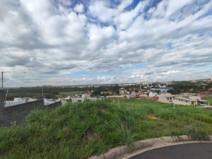 Terreno à venda em Piracicaba, Loteamento São Francisco, com 300.38 m², Canadá Residencial