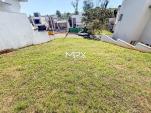 Terreno à venda no Condomínio Villa Bela Vista em Piracicaba