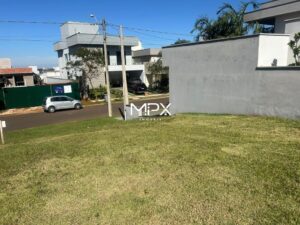 Terreno à venda no Residencial Villa D’Áquila em Piracicaba
