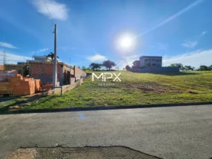 Terreno à venda no Condomínio Terras de Ártemis em Piracicaba — 547 m²
