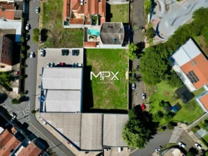 Área à venda no bairro Paulicéia em Piracicaba.