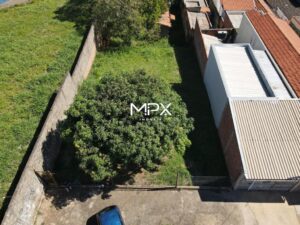 Terreno à venda no bairro Pompéia em Piracicaba — 350 m²