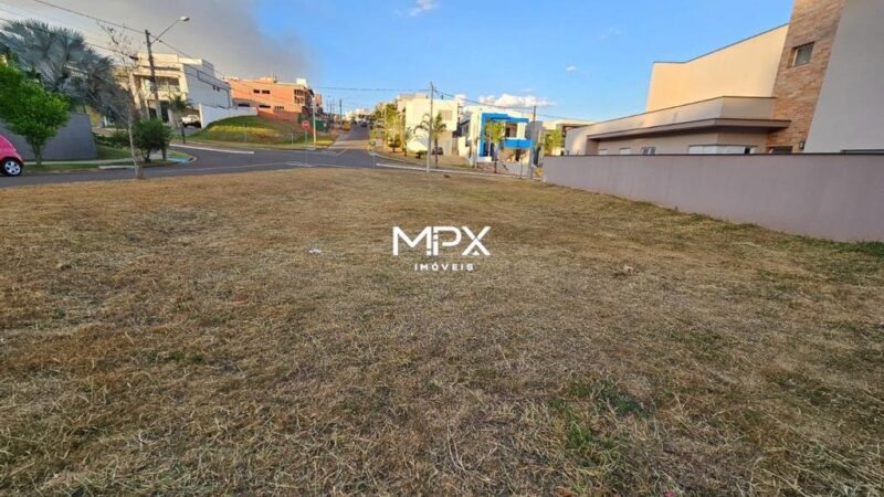 Terreno à venda no Residencial Villa D áquila em Piracicaba — 440 m²