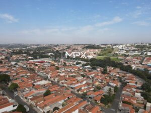Terreno à venda no bairro Jaraguá em Piracicaba.