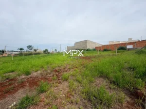 Terreno à venda no bairro Jardim São Francisco em Piracicaba — 250 m² — Cód. MPX-TE3370