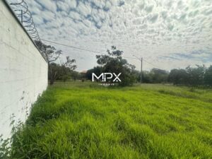 Terreno à venda no bairro Santa Rita em Piracicaba.