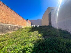 Terreno à venda em Piracicaba, Vila Rezende, com 300 m²