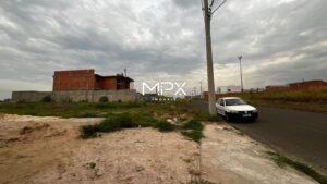 Terreno à venda no Residencial Quinta do Campestre em Piracicaba.