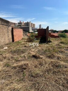 Terreno à venda no bairro Paulicéia em Piracicaba